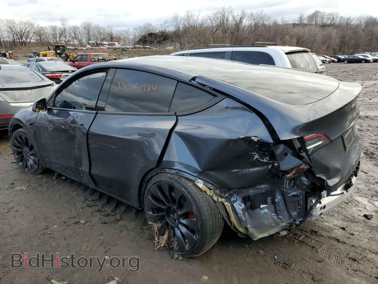 2022 TESLA MODEL Y - VIN: 7SAYGDEF2NF379744 - Photo 2
