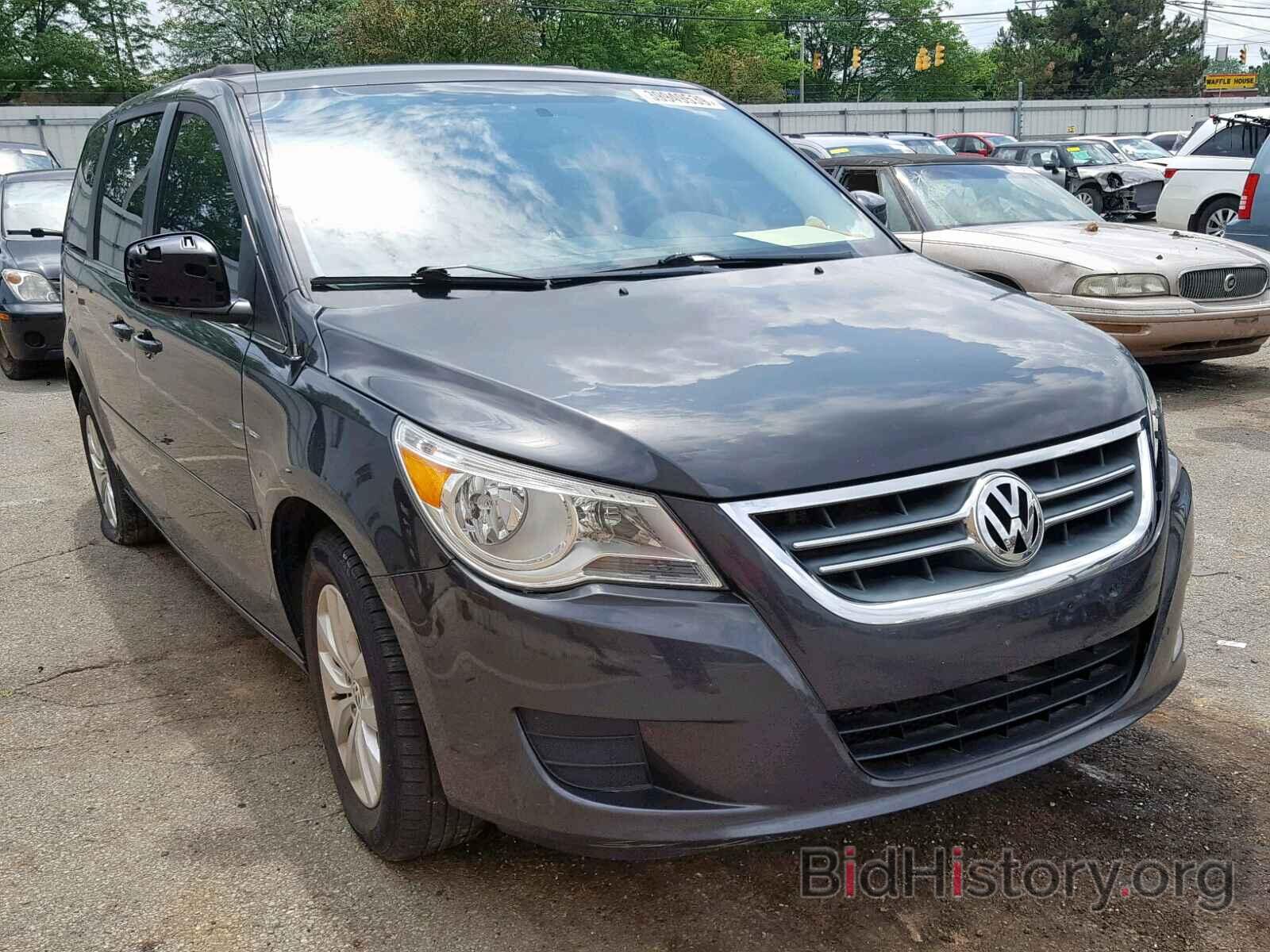 Photo 2C4RVABGXCR355065 - VOLKSWAGEN ROUTAN SE 2012