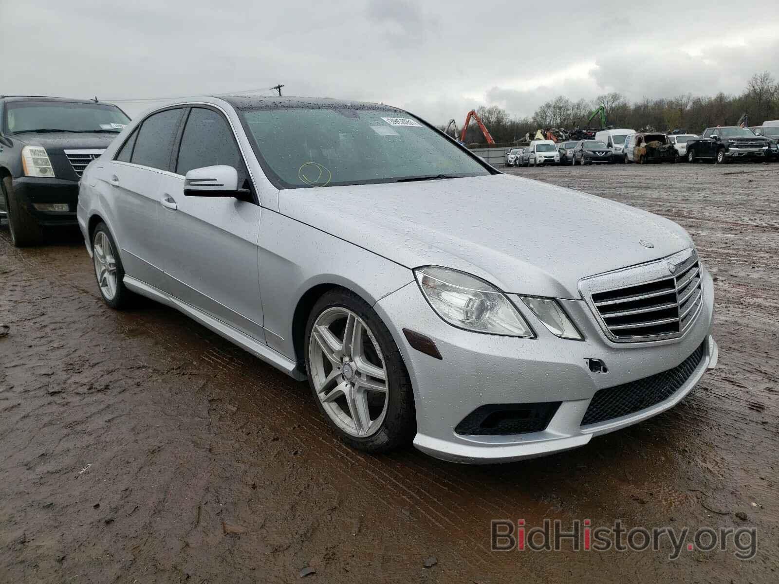 Фотография WDDHF5GB1BA397615 - MERCEDES-BENZ E CLASS 2011