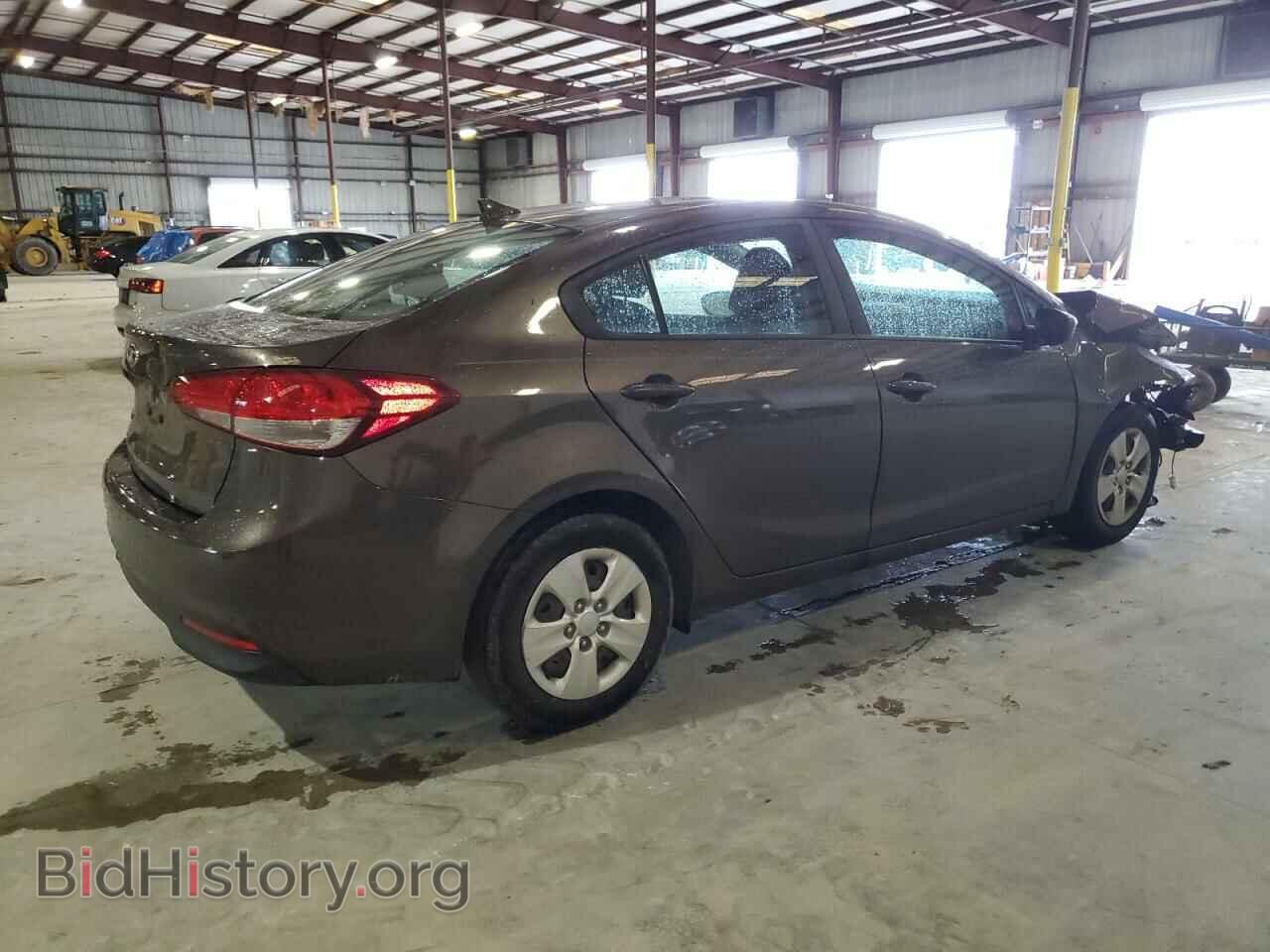 2017 KIA FORTE - VIN: 3KPFK4A78HE064233 - Фото 3