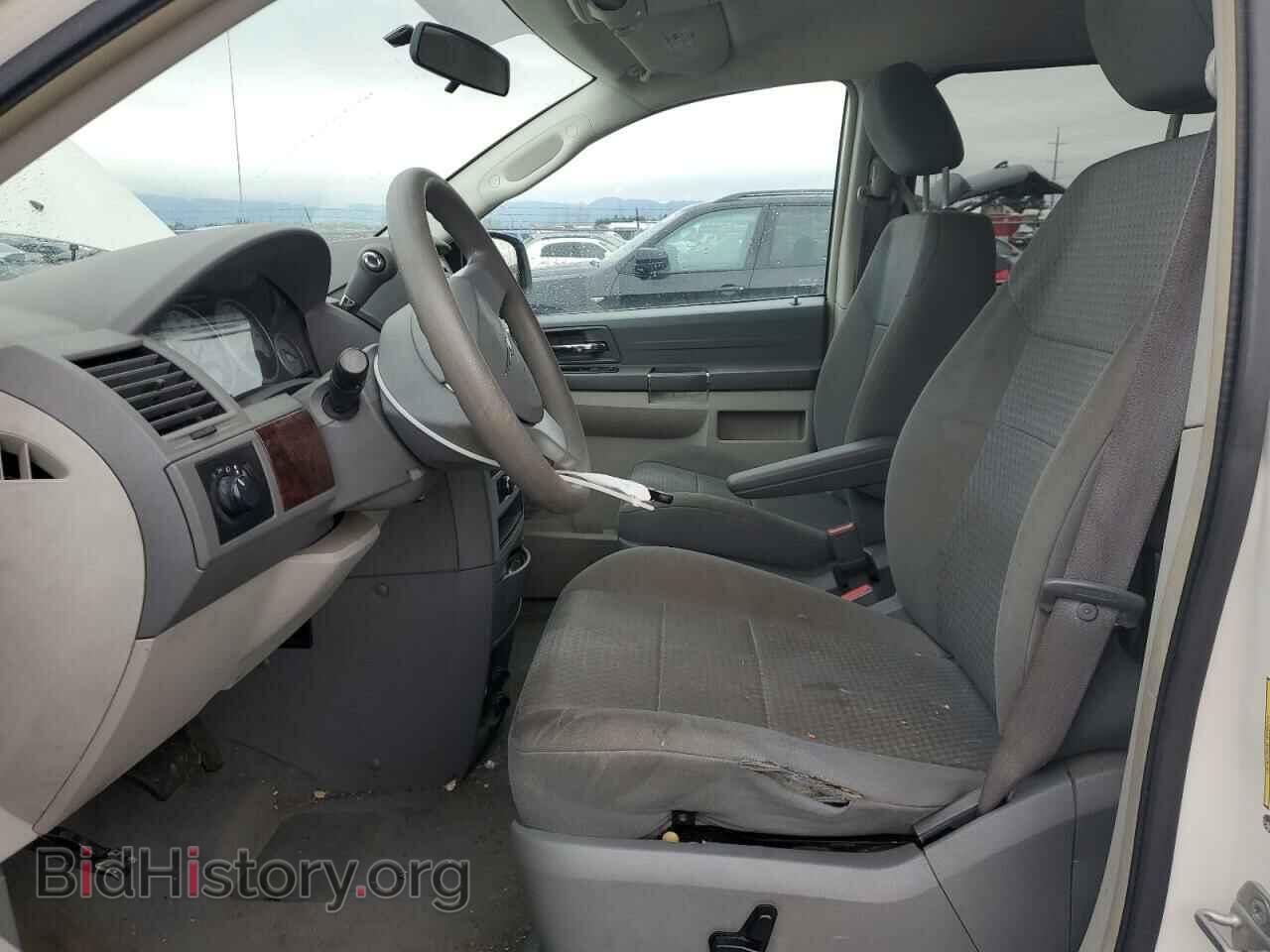 2009 CHRYSLER MINIVAN - VIN: 2A8HR44E29R670909 - Фото 7