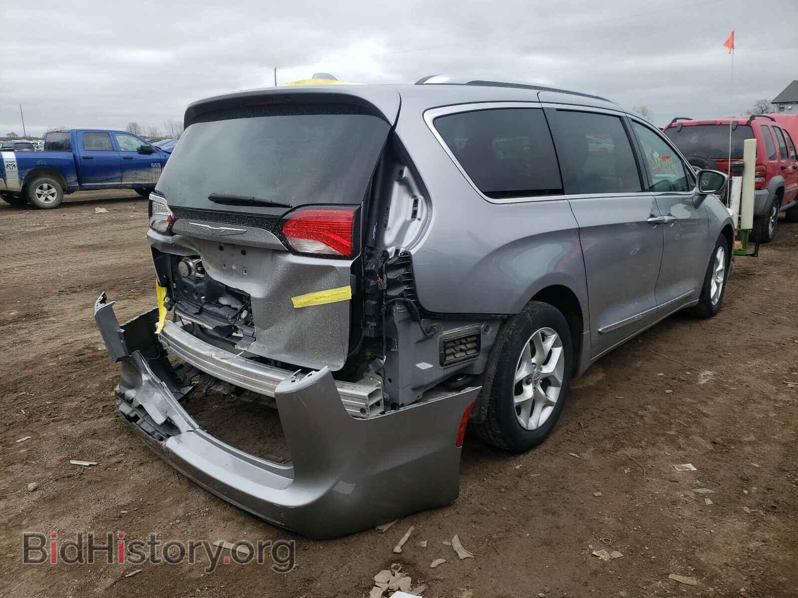 2017 CHRYSLER PACIFICA - VIN: 2C4RC1EG2HR531387 - Фото 4