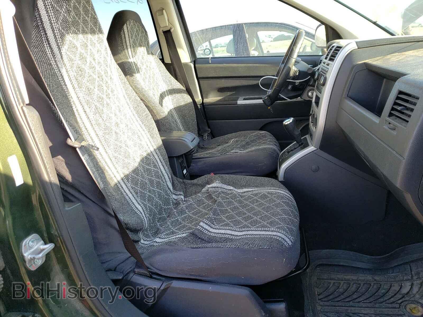 2008 JEEP COMPASS - VIN: 1J8FF47W58D542492 - Фото 5