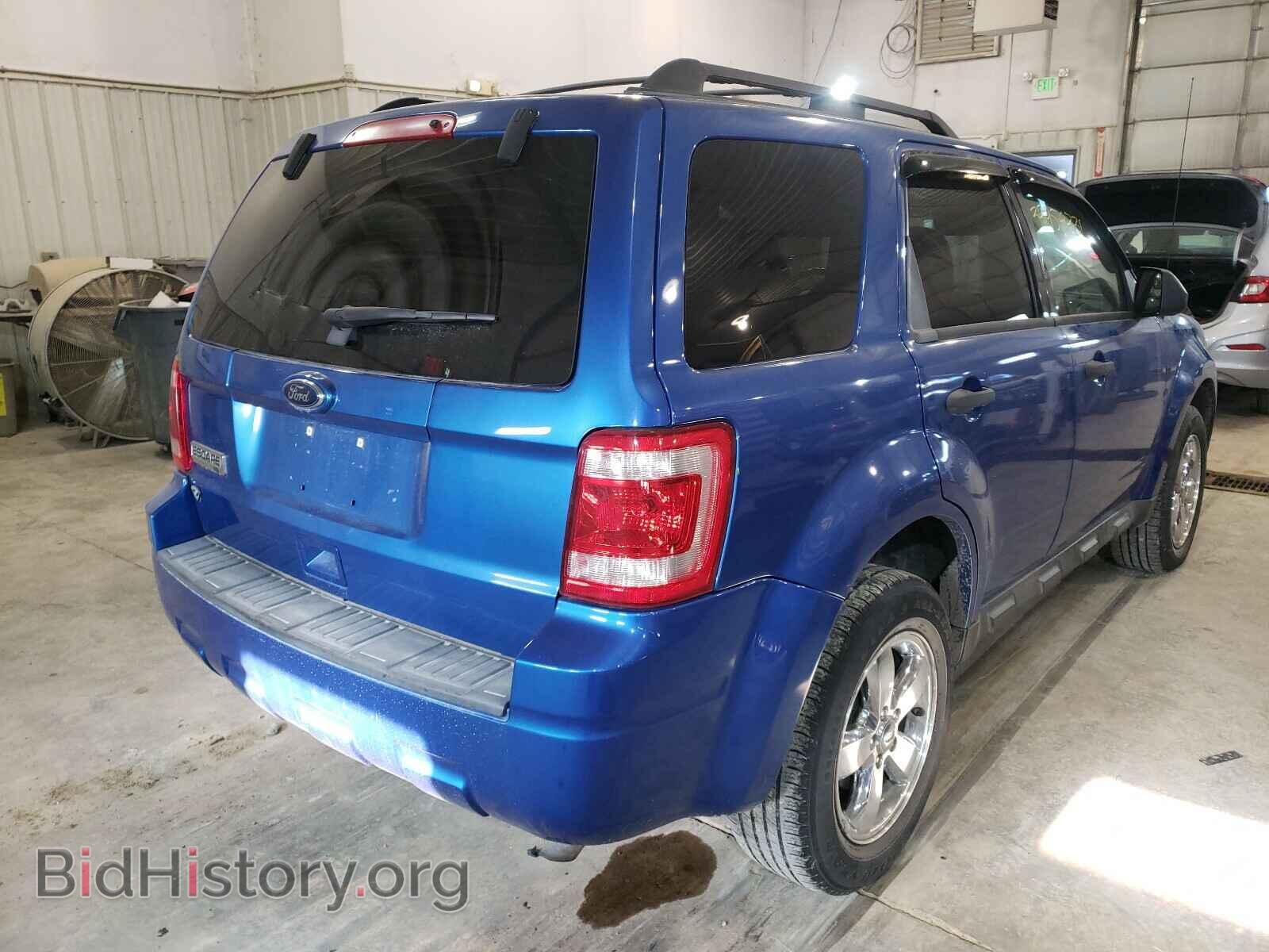 2011 FORD ESCAPE - VIN: 1FMCU0D73BKA14020 - Фото 4