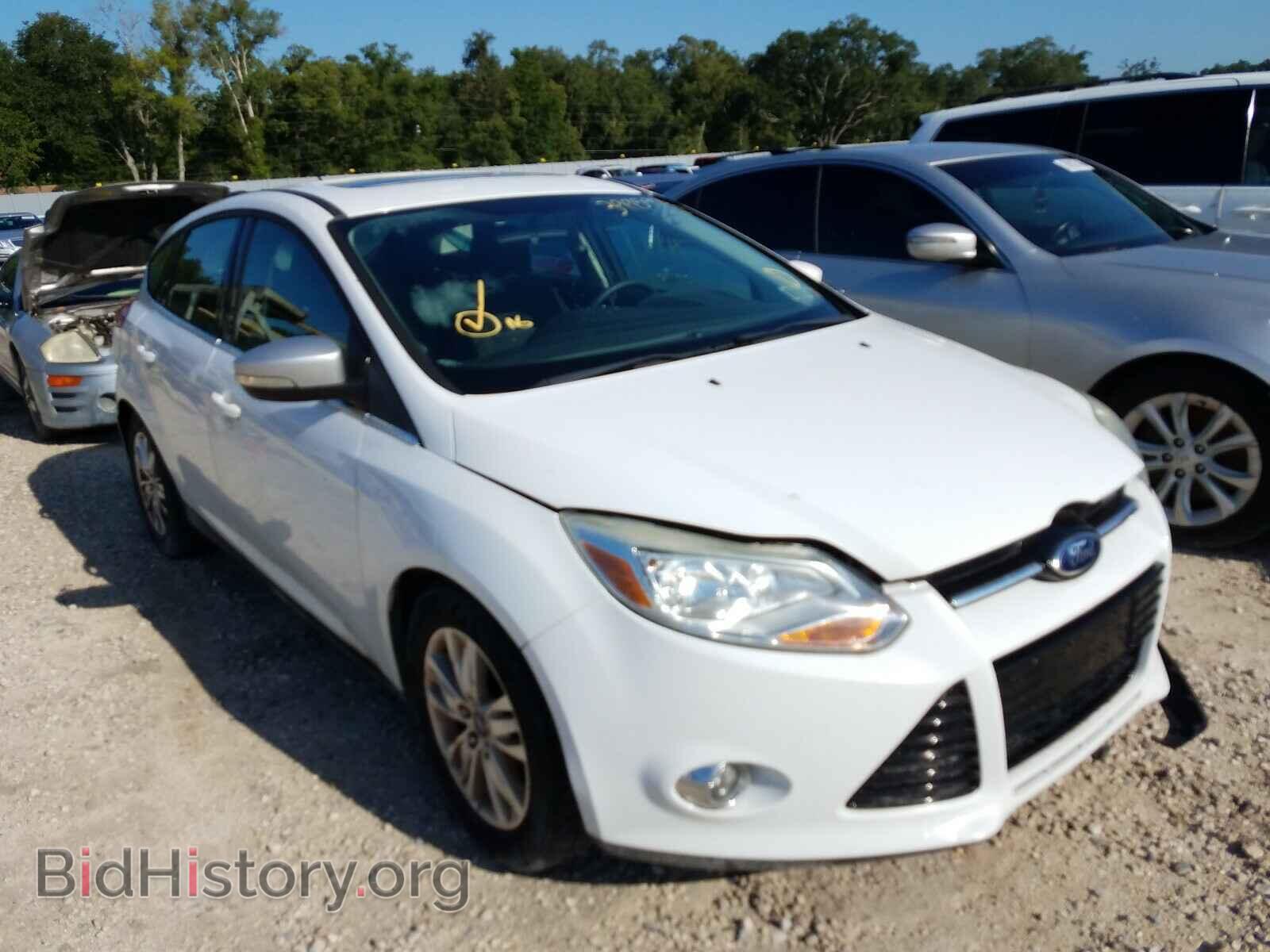Photo 1FAHP3M24CL393635 - FORD FOCUS 2012