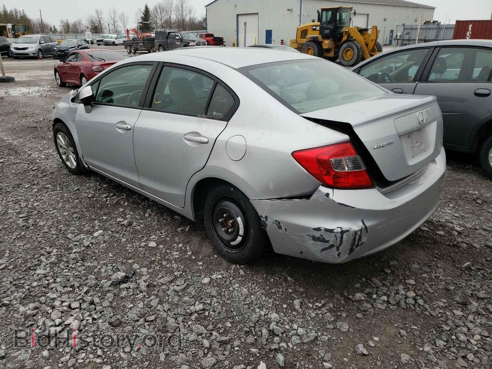 2012 HONDA CIVIC - VIN: 2HGFB2F51CH047073 - Фото 3