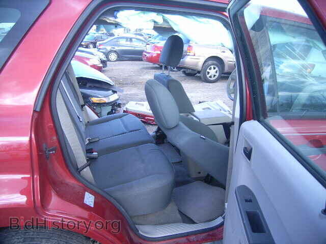2011 FORD ESCAPE - VIN: 1FMCU0C78BKA05220 - Фото 6