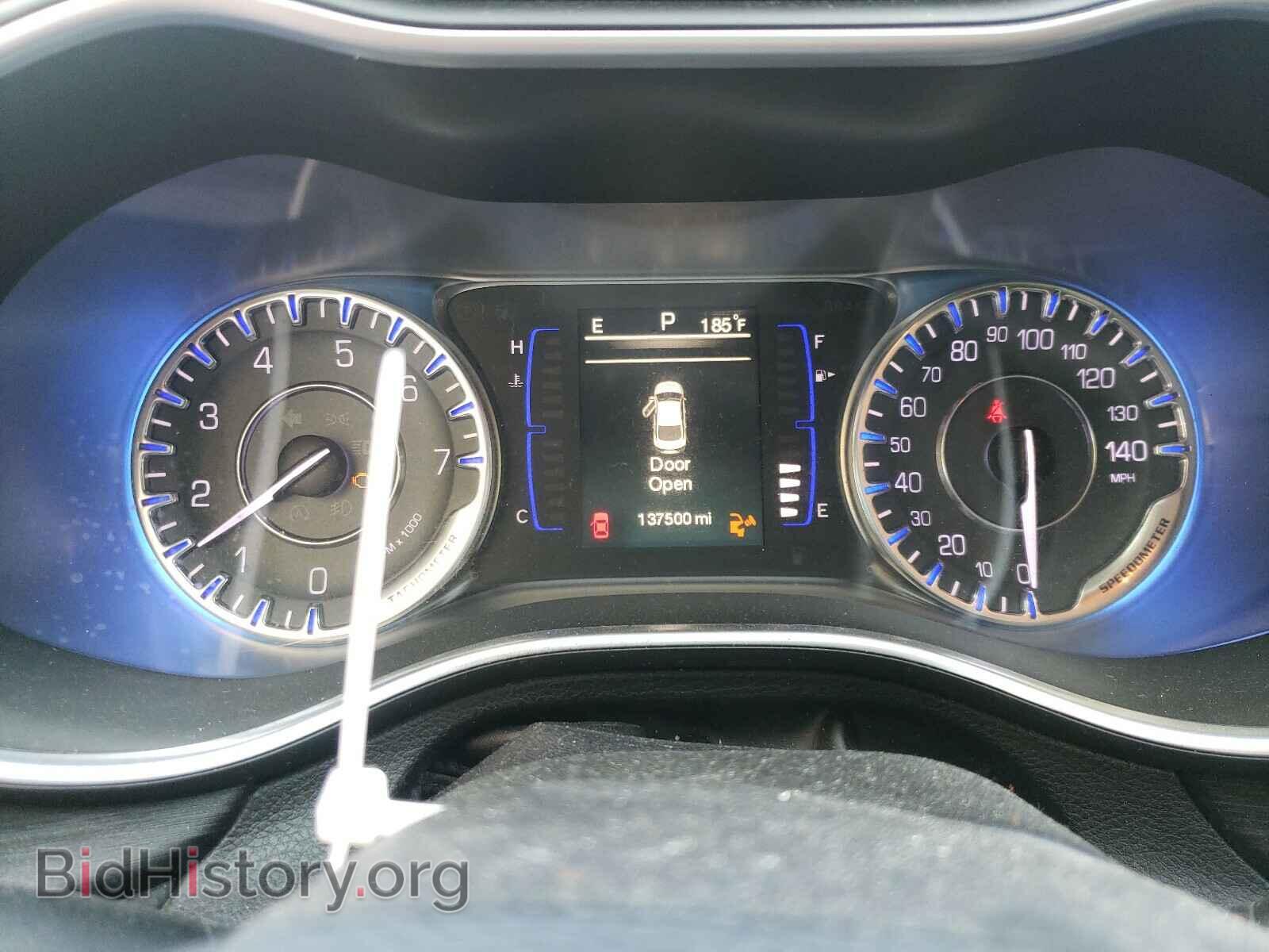 2015 CHRYSLER 200 - VIN: 1C3CCCAB8FN631178 - Фото 8