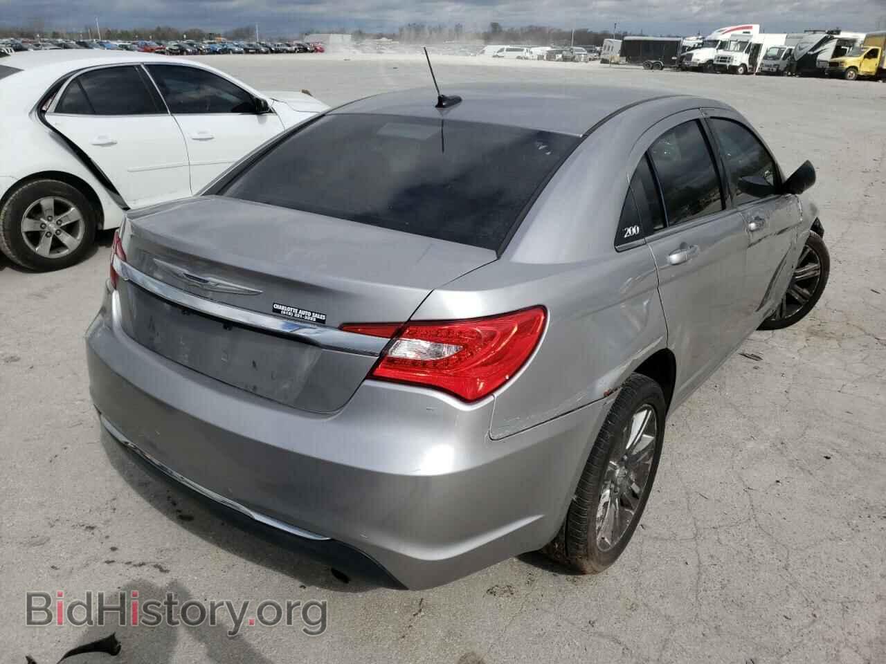 2013 CHRYSLER 200 - VIN: 1C3CCBAB9DN648238 - Фото 4