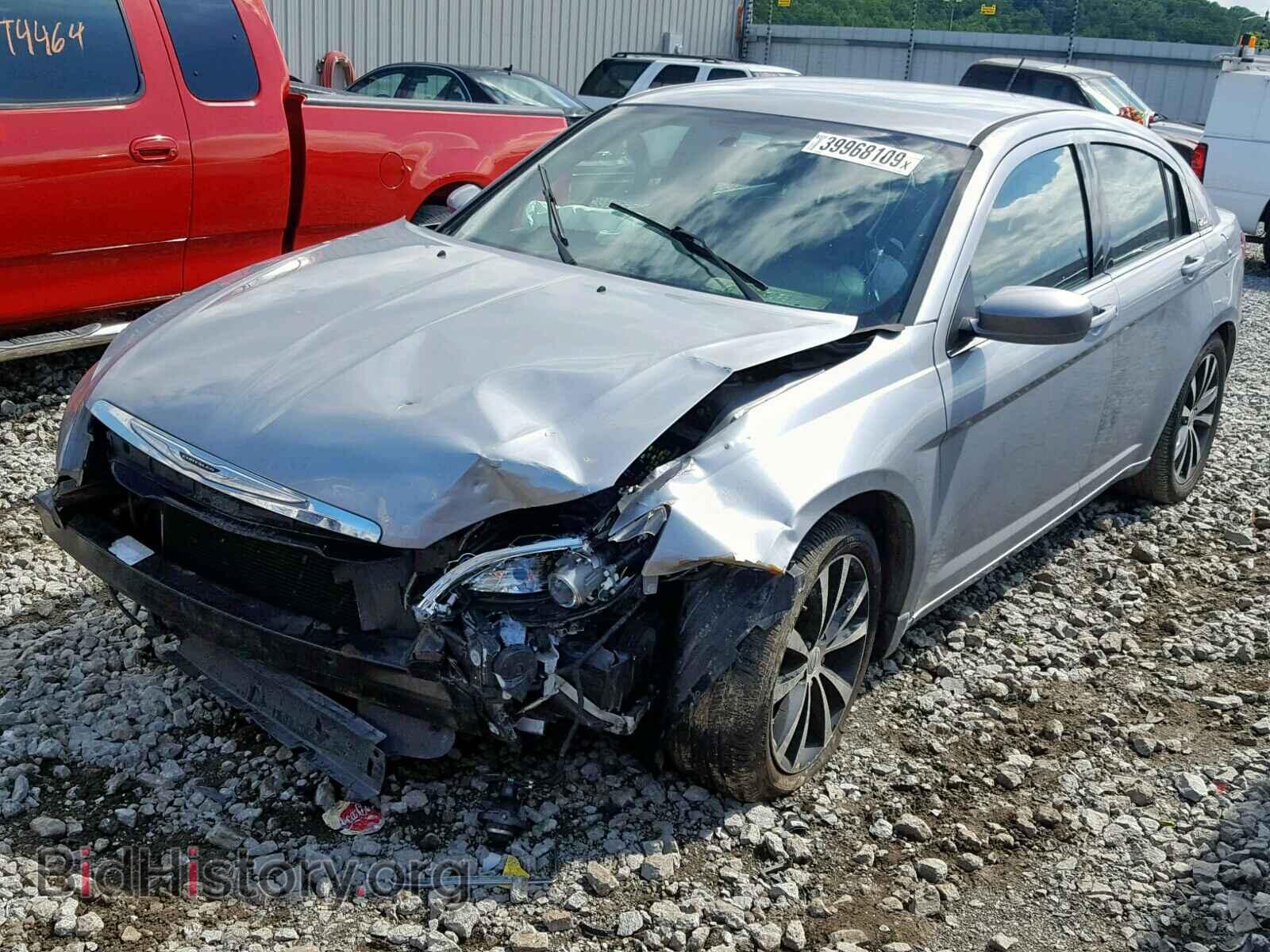 2013 CHRYSLER 200 - VIN: 1C3CCBCG4DN723484 - Photo 2