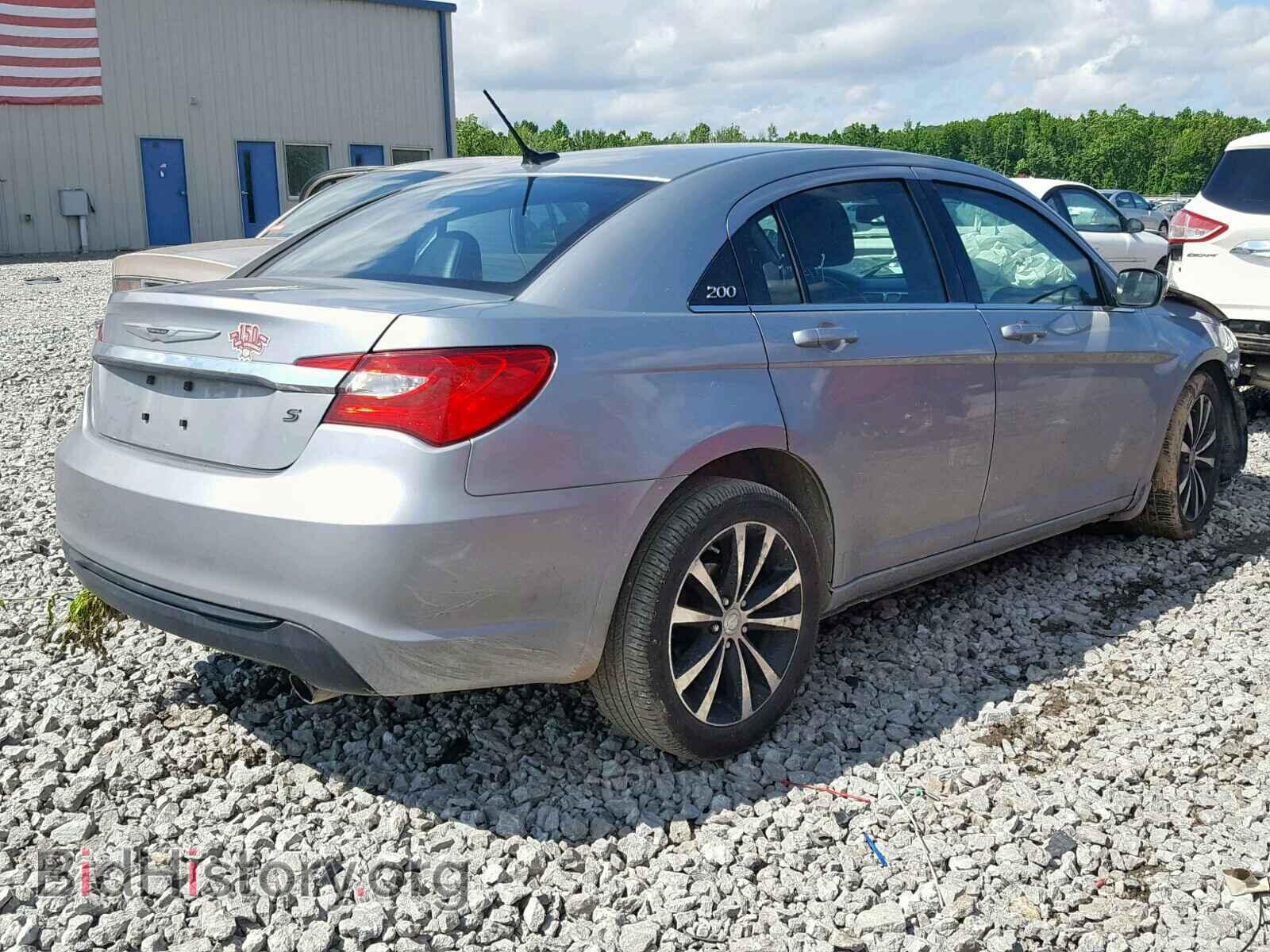 2013 CHRYSLER 200 - VIN: 1C3CCBCG4DN723484 - Photo 4
