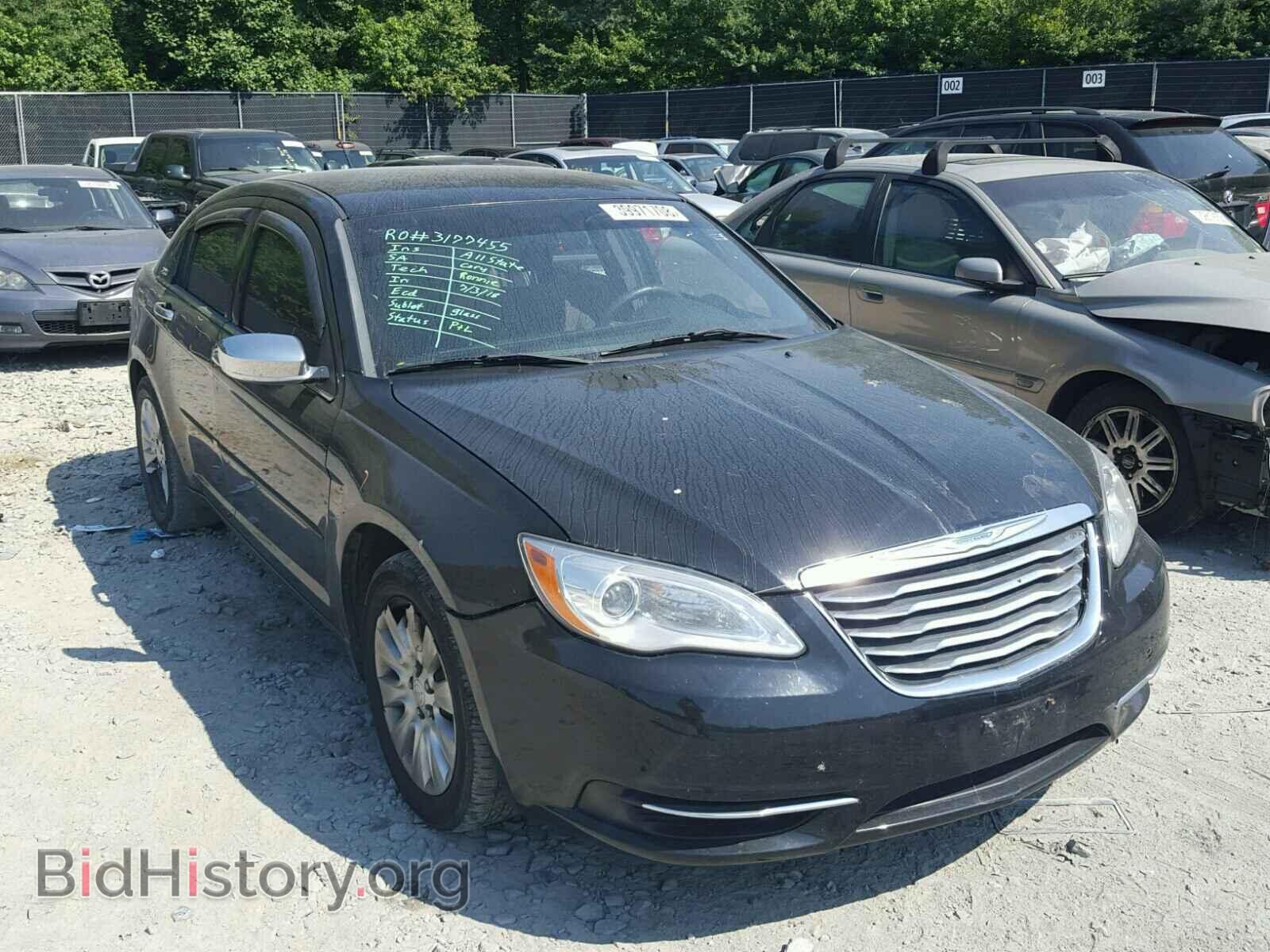 Photo 1C3BC4FB5BN558128 - CHRYSLER 200 2011
