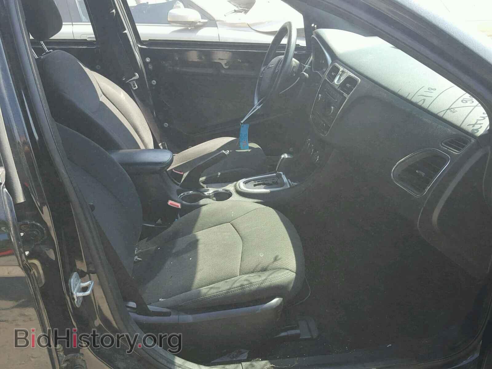 2011 CHRYSLER 200 - VIN: 1C3BC4FB5BN558128 - Фото 5
