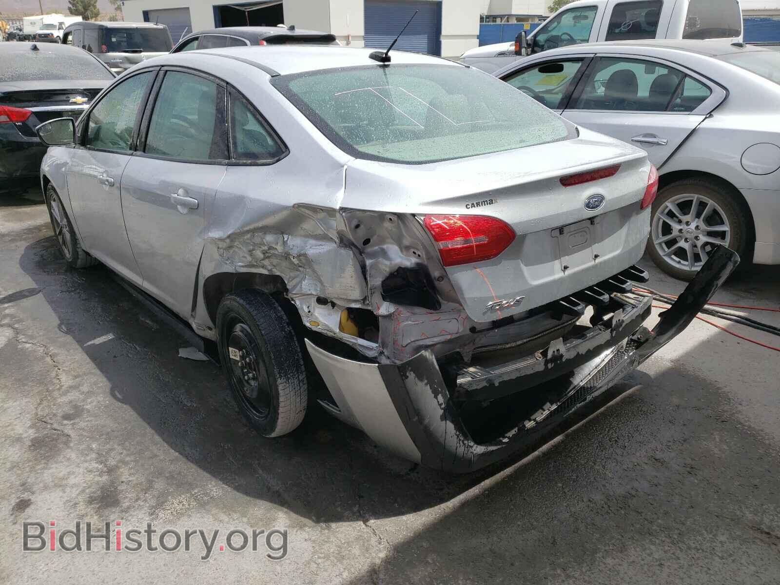 2018 FORD FOCUS - VIN: 1FADP3F21JL237433 - Фото 3