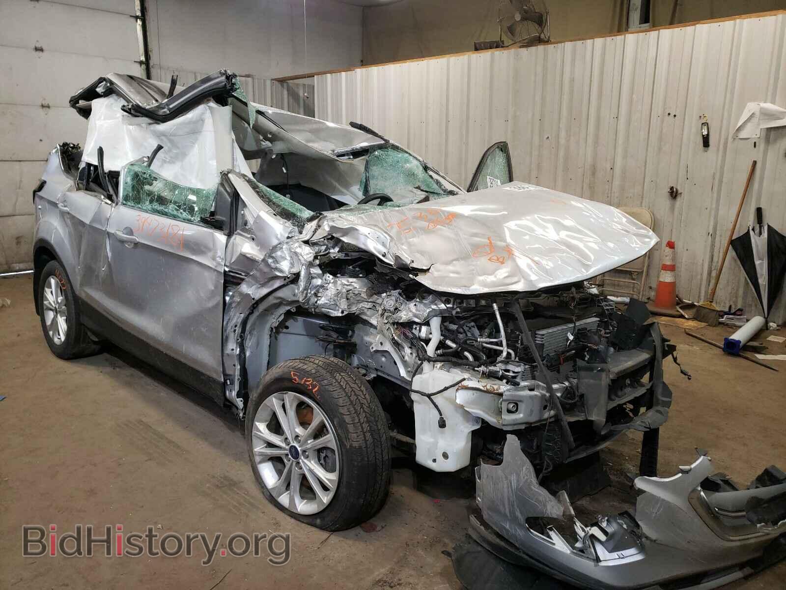 Фотография 1FMCU9GD6HUC39213 - FORD ESCAPE 2017