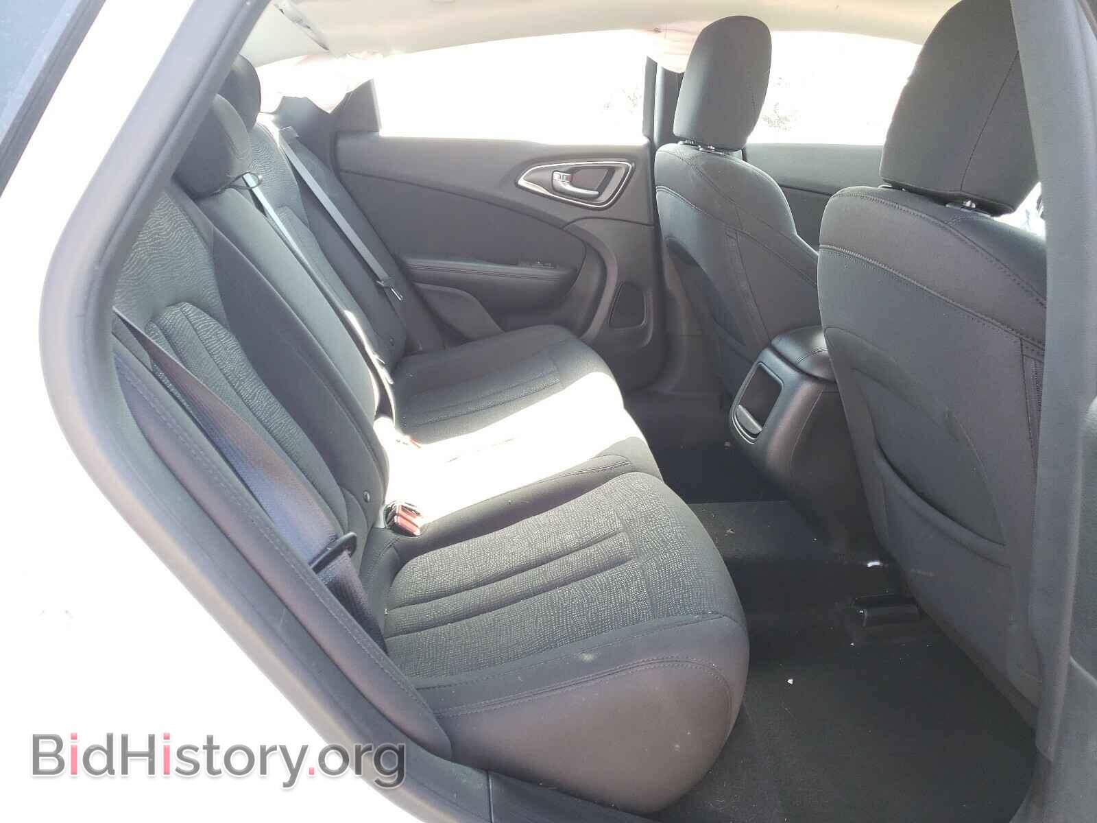 2016 CHRYSLER 200 - VIN: 1C3CCCAB5GN168675 - Photo 6