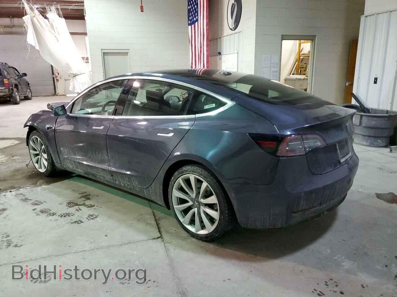 2018 TESLA MODEL 3 - VIN: 5YJ3E1EB6JF132696 - Photo 2