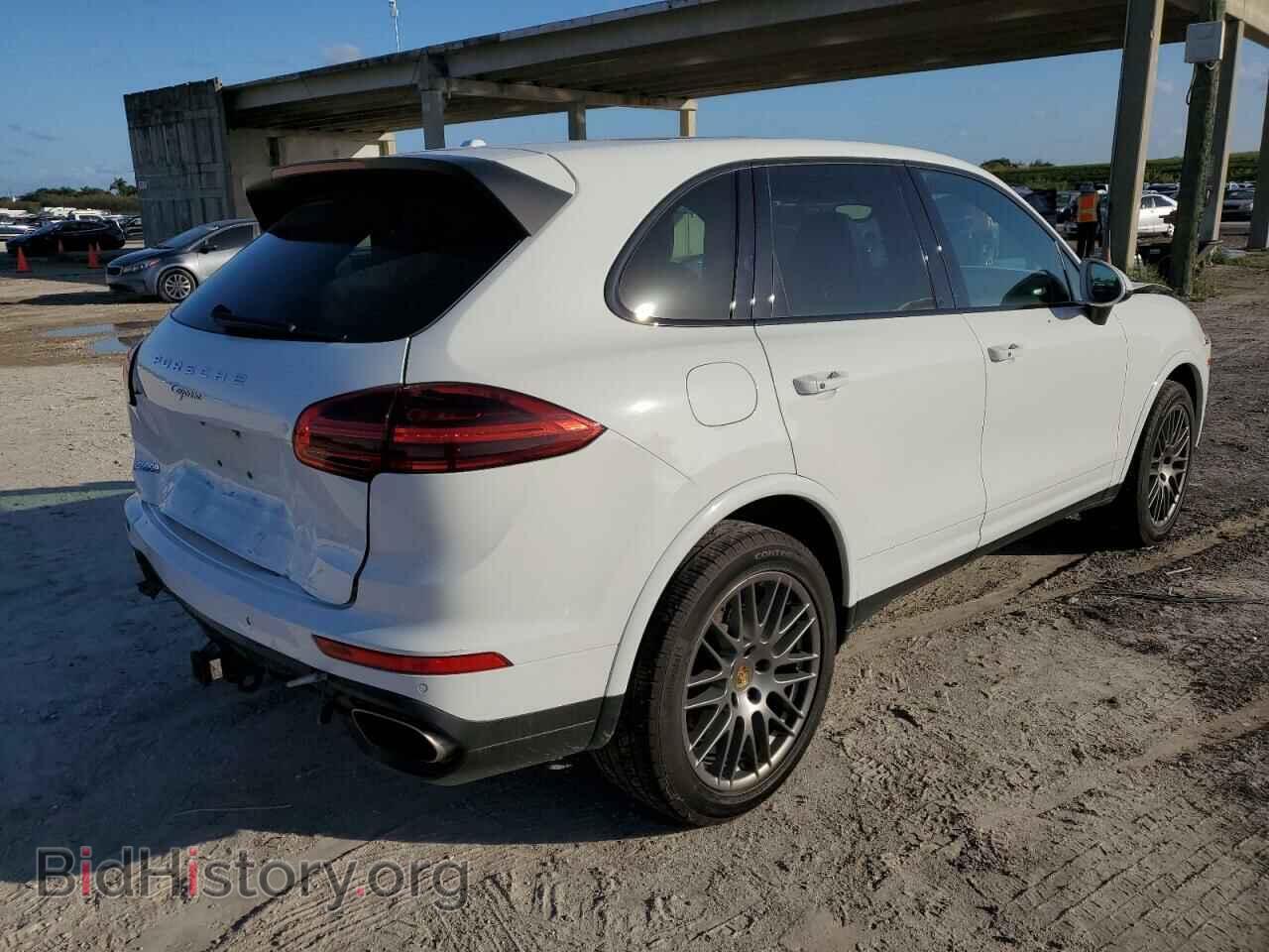 2017 PORSCHE CAYENNE - VIN: WP1AA2A20HKA83649 - Фото 3