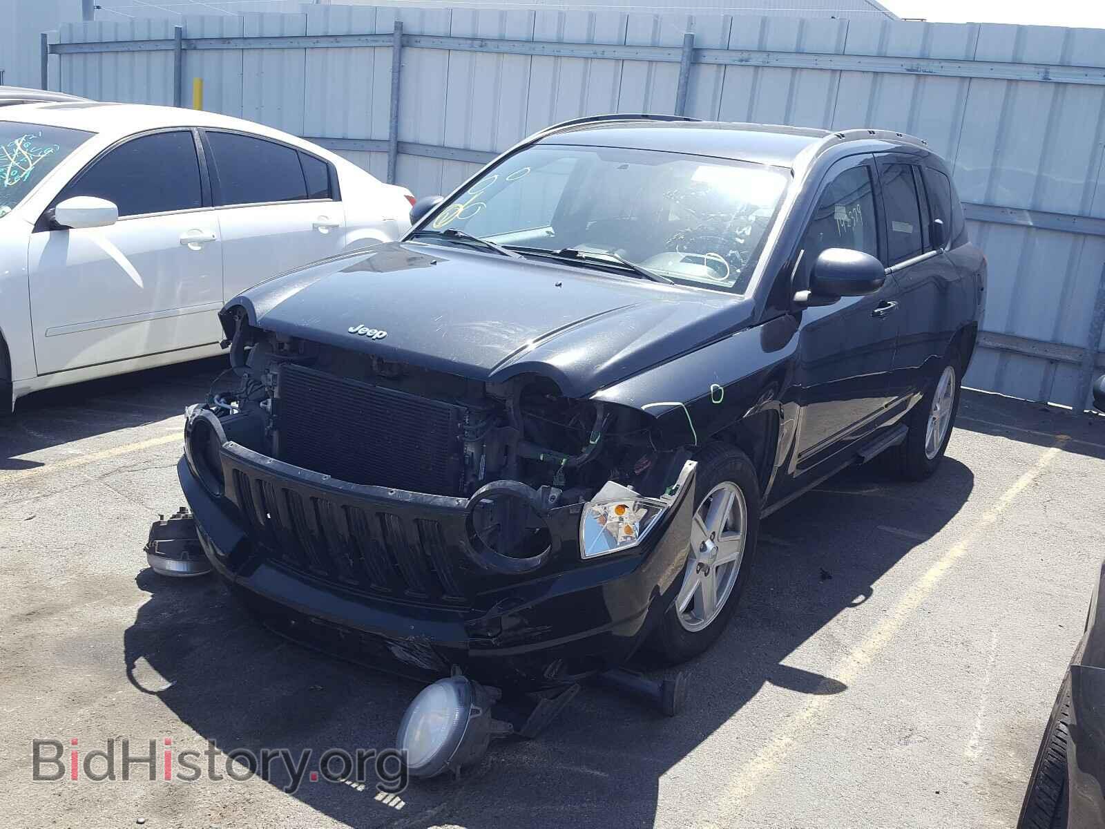 2010 JEEP COMPASS - VIN: 1J4NT4FBXAD601840 - Photo 2