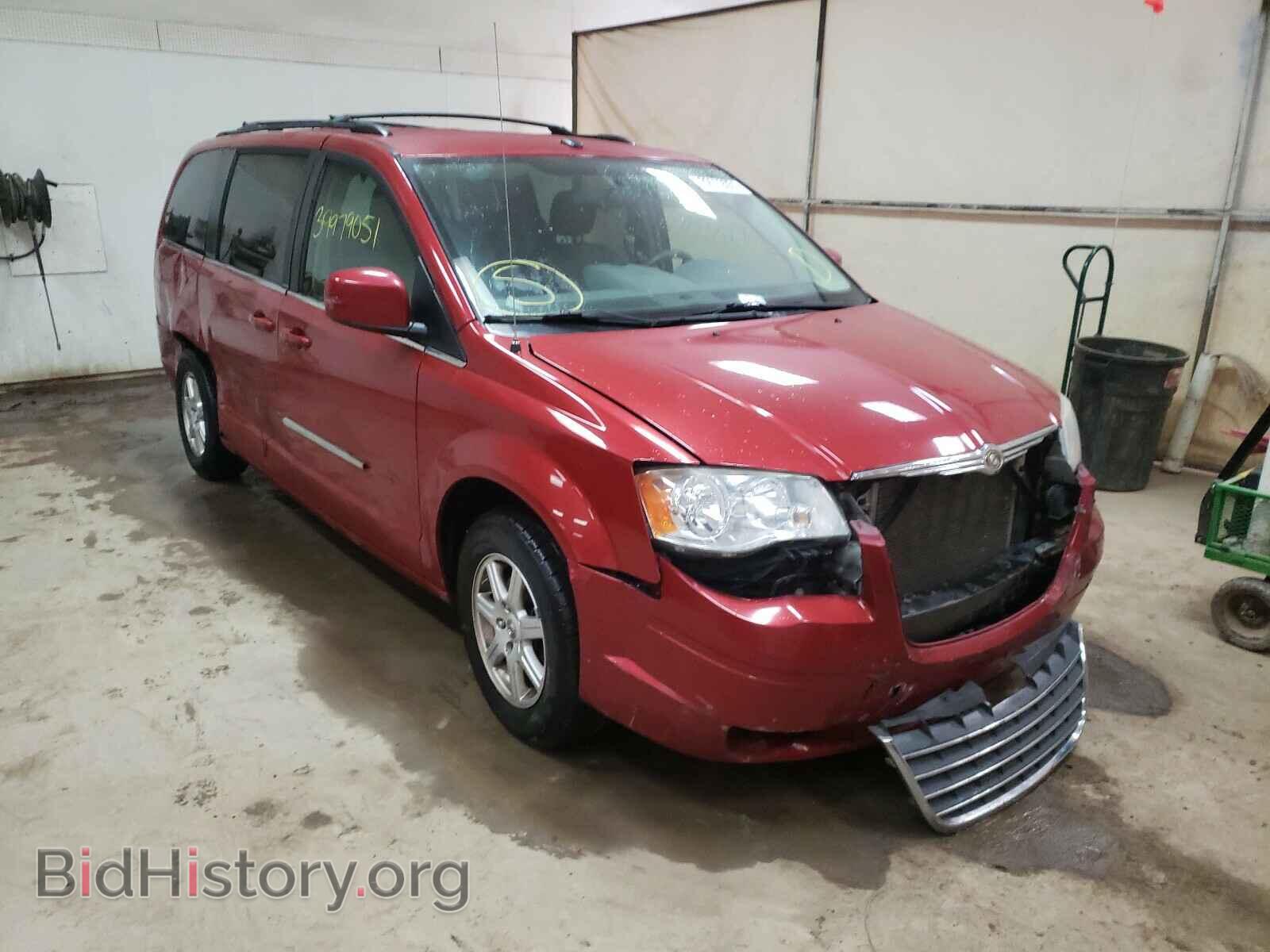 Photo 2A4RR5D14AR127560 - CHRYSLER MINIVAN 2010