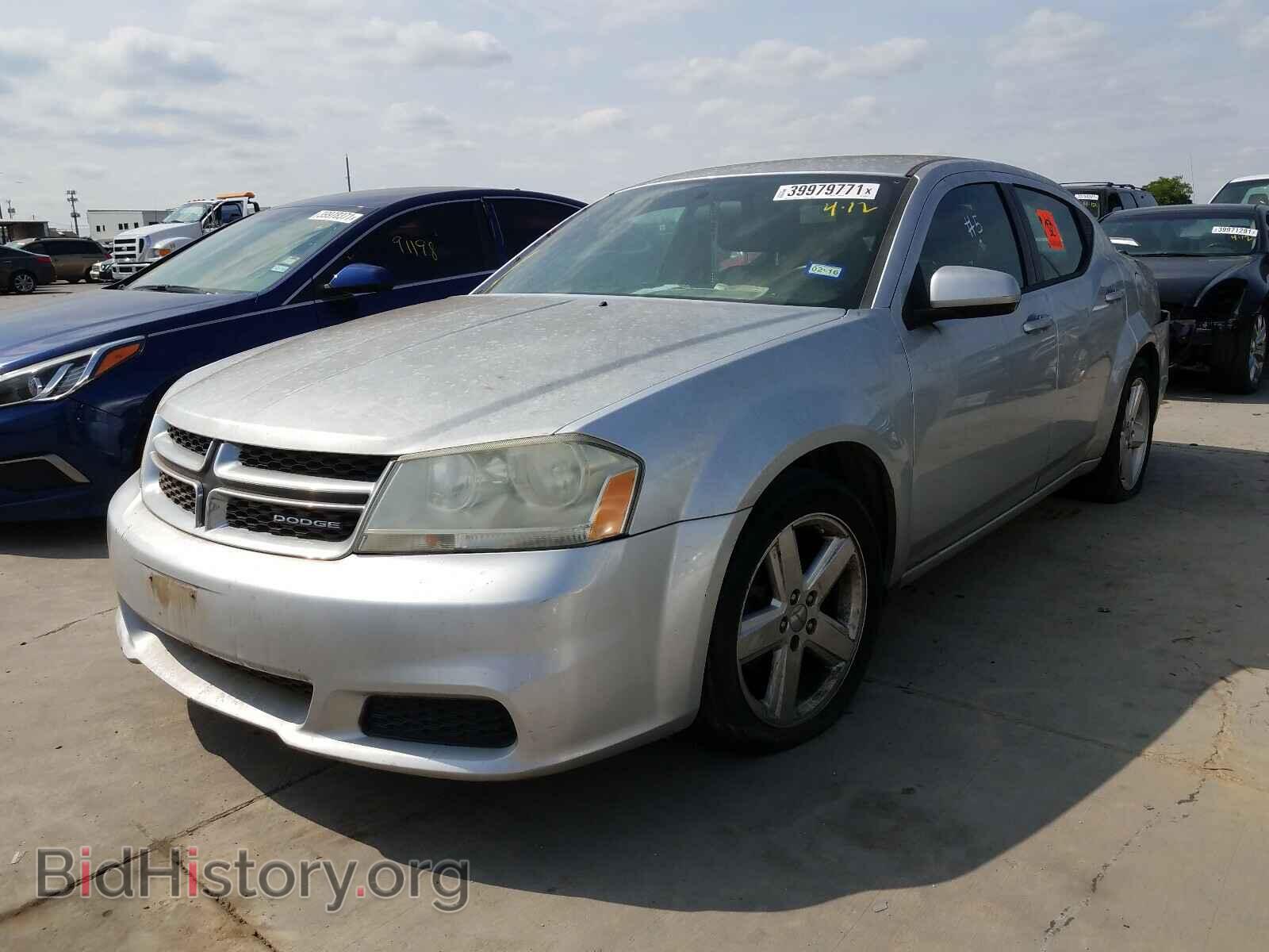 2011 DODGE AVENGER - VIN: 1B3BD1FB4BN560932 - Фото 2