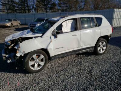 2015 Jeep COMPASS Compass LA, белый — VIN 1C4NJDEB0FD396503, Copart