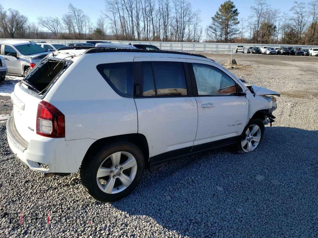 2015 JEEP COMPASS - VIN: 1C4NJDEB0FD396503 - Фото 3