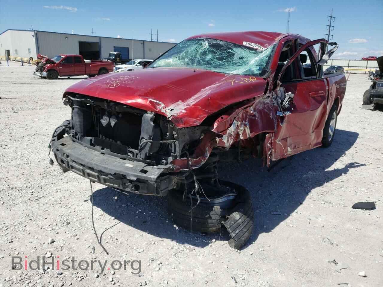 2010 DODGE RAM 1500 - VIN: 1D7RB1CT8AS173273 - Фото 2