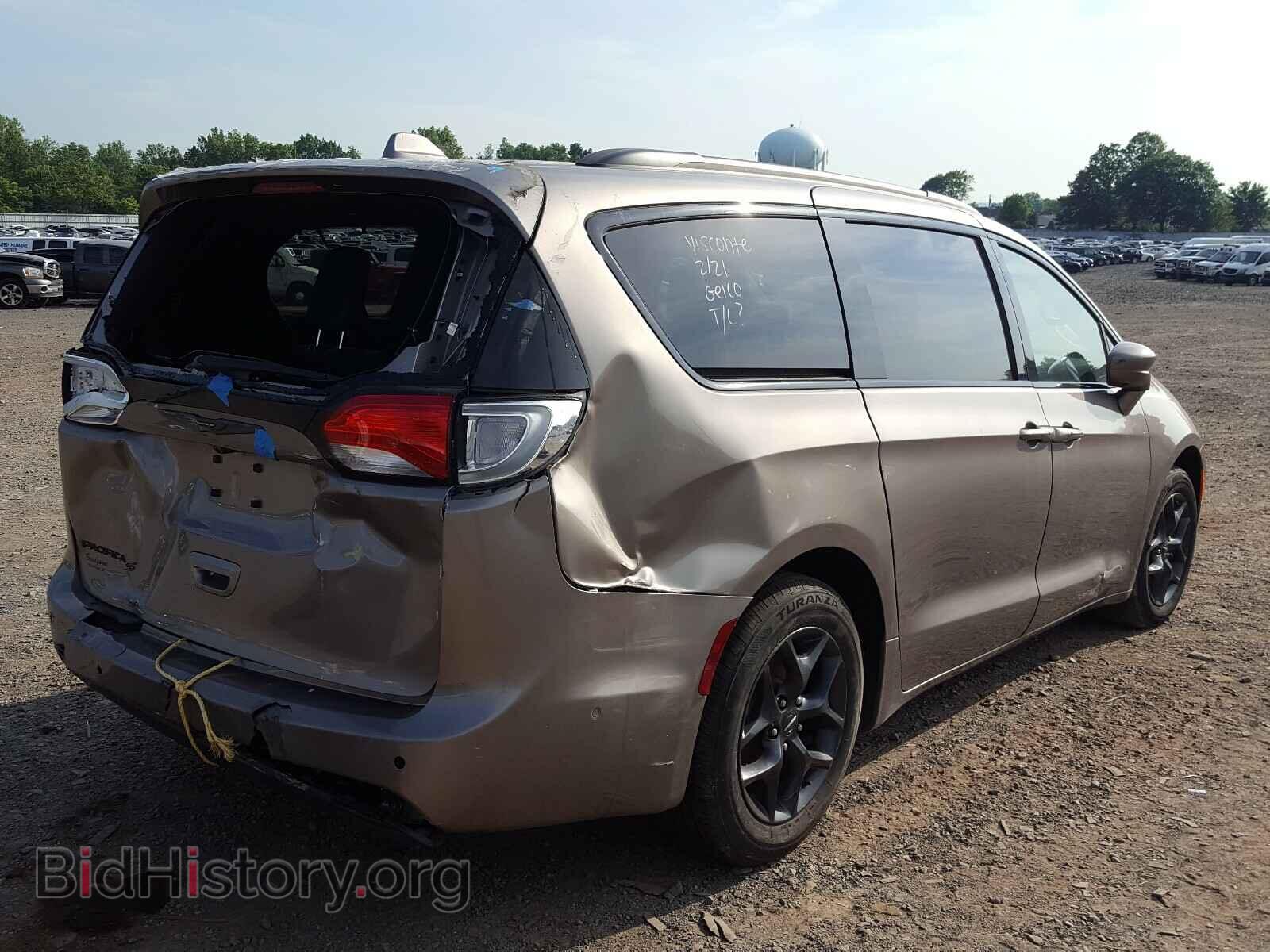 2018 CHRYSLER PACIFICA - VIN: 2C4RC1BG2JR322516 - Фото 4