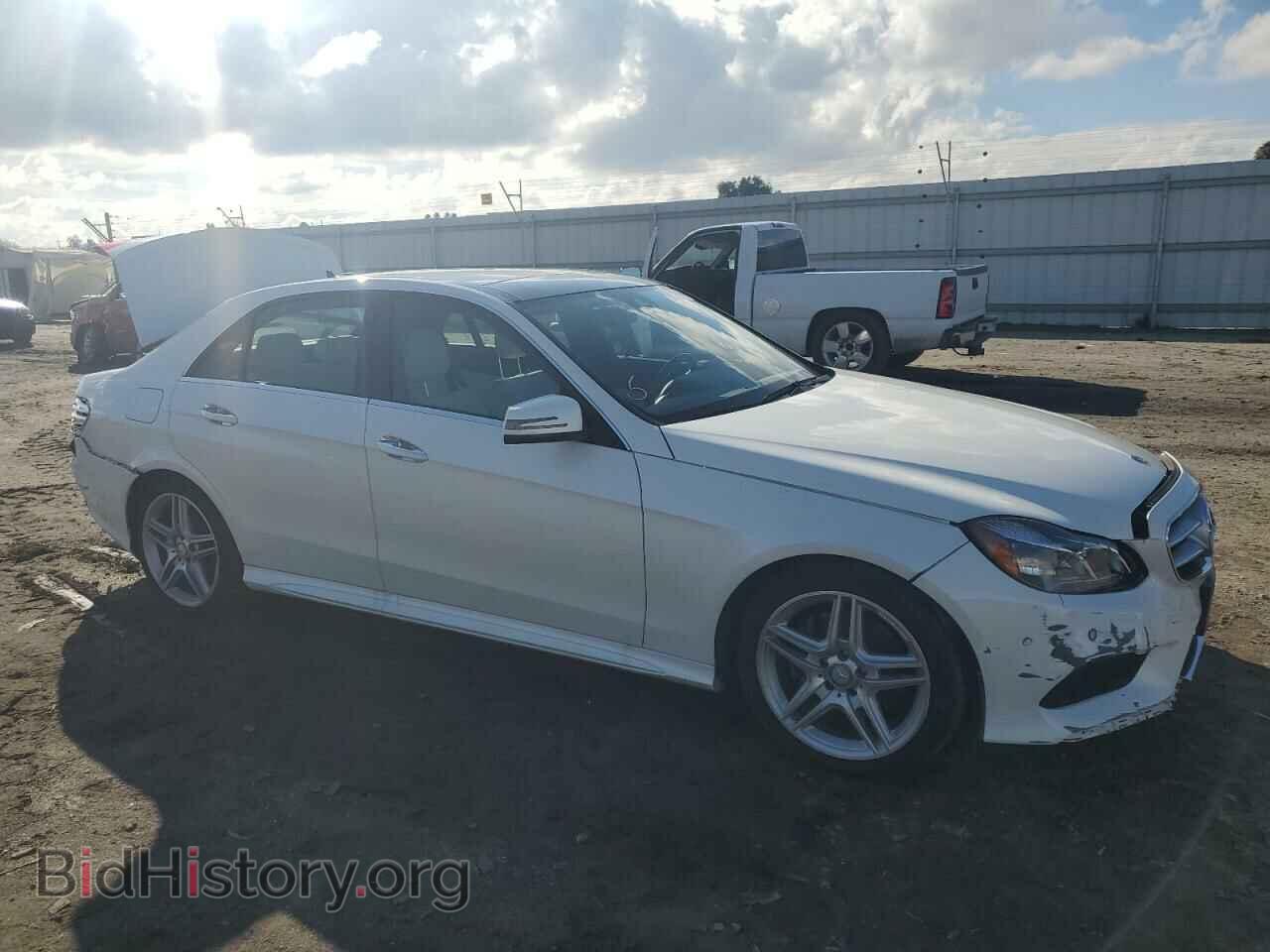 2014 MERCEDES-BENZ E-CLASS - VIN: WDDHF5KB5EA822779 - Фото 4