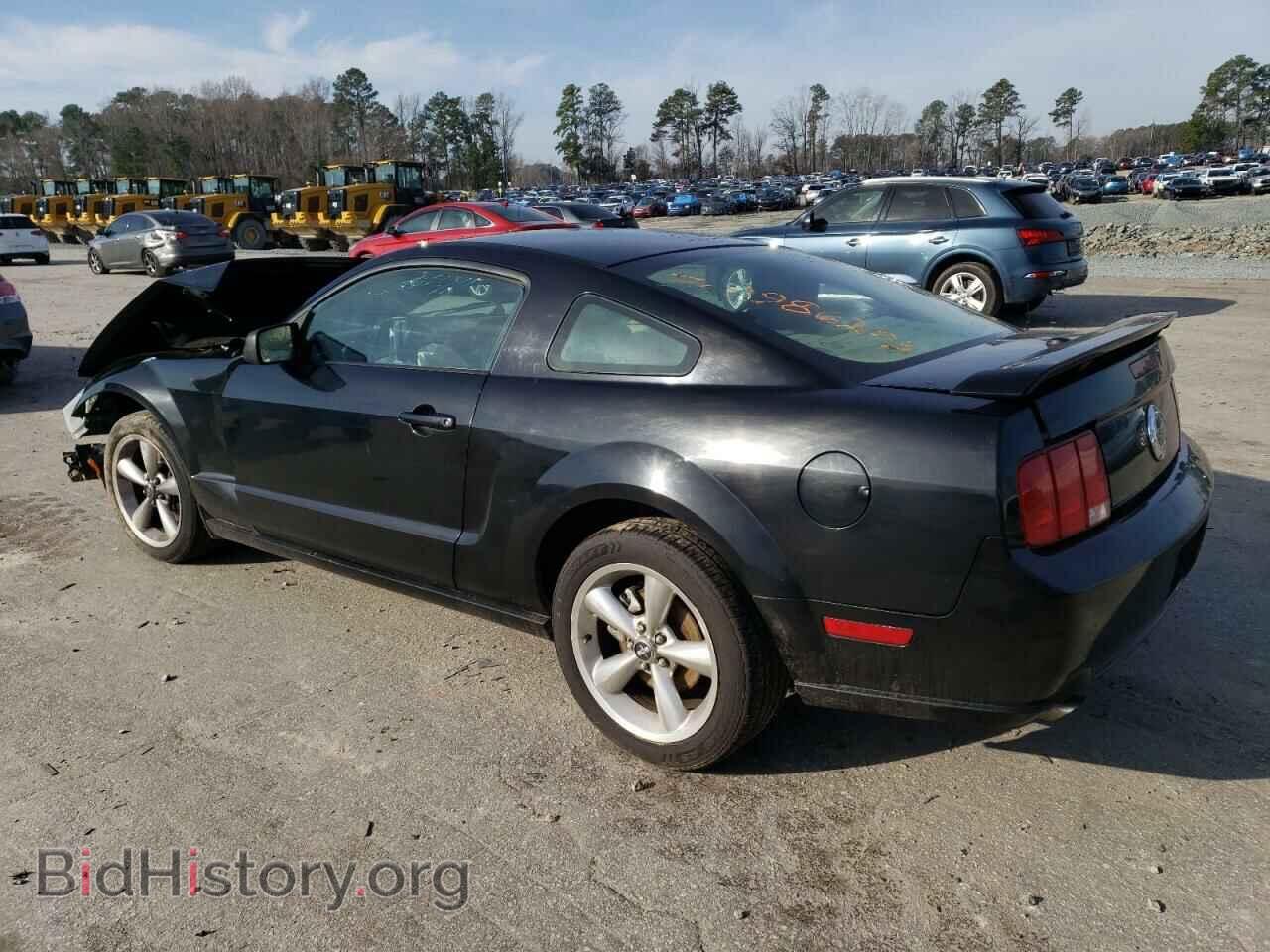 2008 FORD MUSTANG - VIN: 1ZVHT82H485133061 - Фото 2