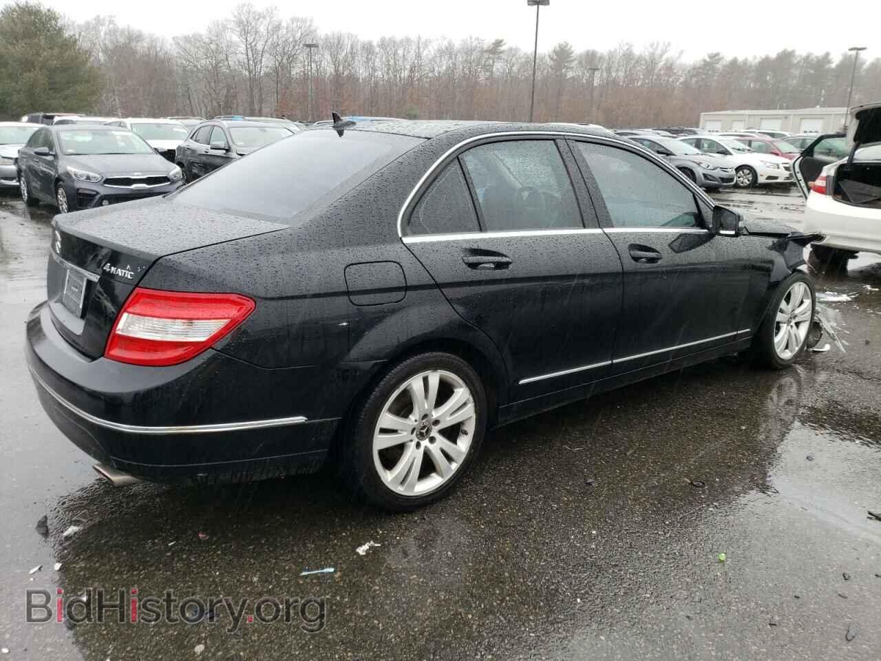 2011 MERCEDES-BENZ C-CLASS - VIN: WDDGF8BB1BR166364 - Фото 3