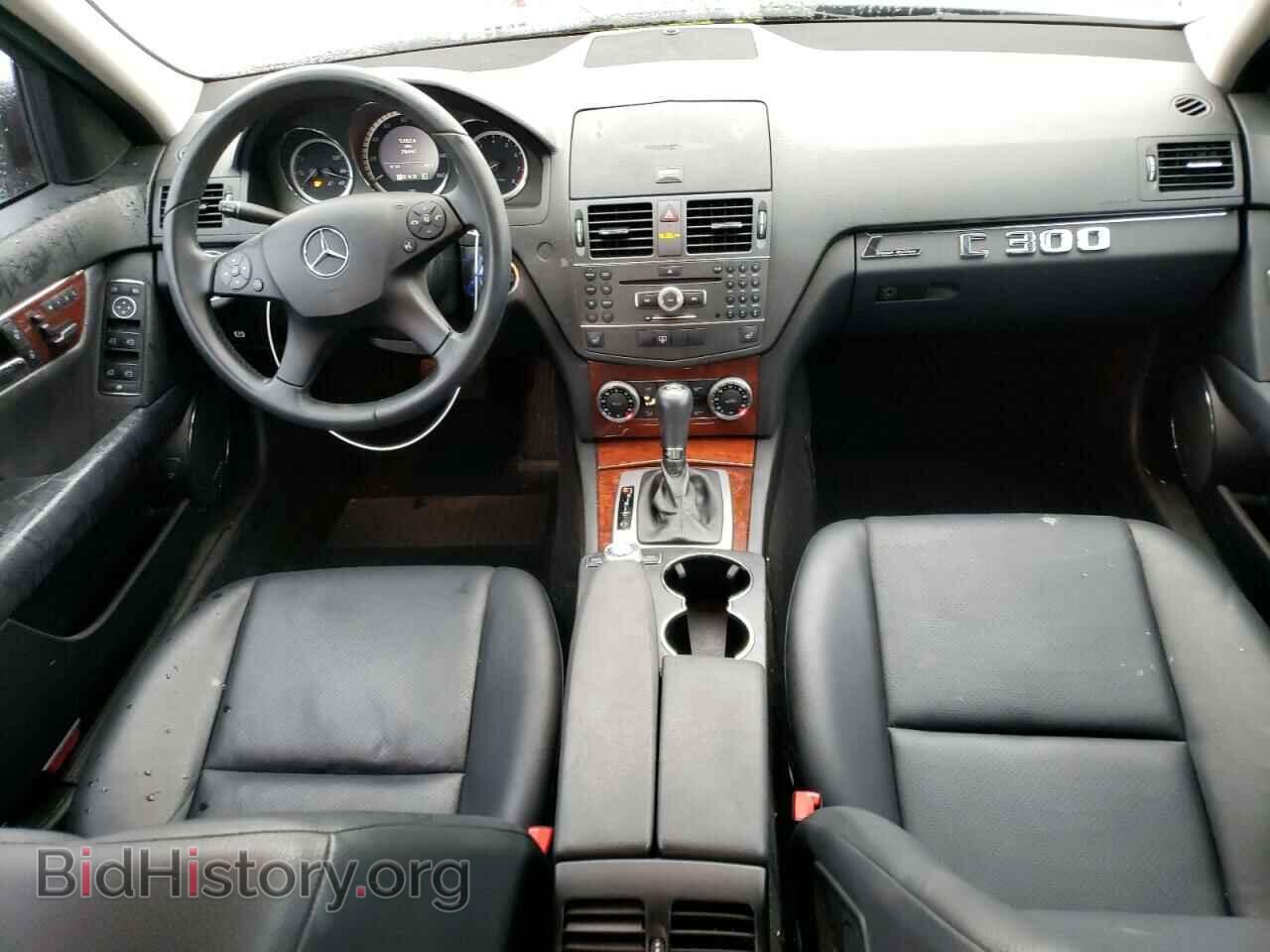2011 MERCEDES-BENZ C-CLASS - VIN: WDDGF8BB1BR166364 - Фото 8