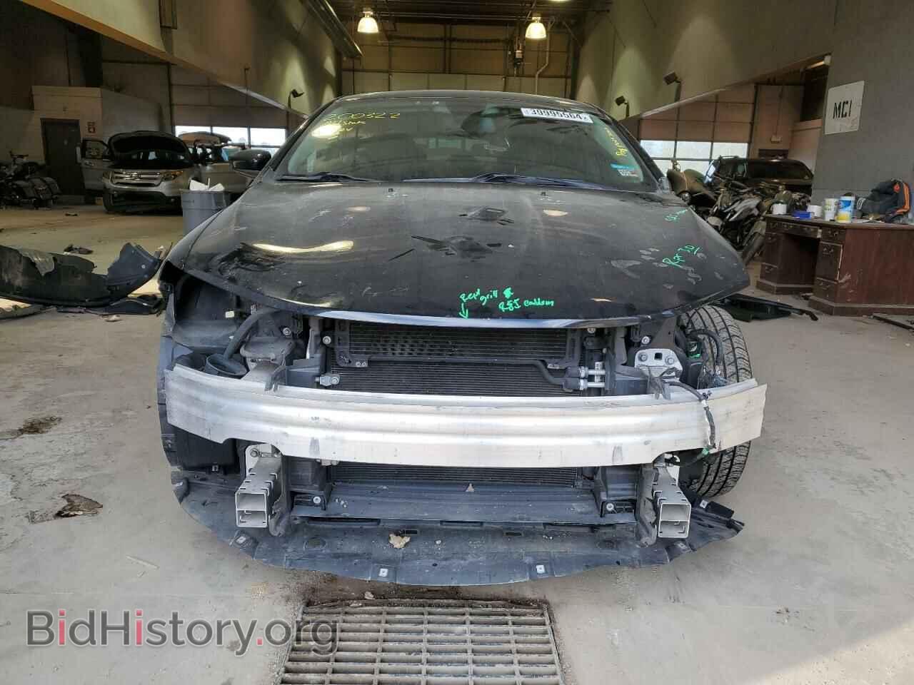 2016 CHRYSLER 200 - VIN: 1C3CCCAB3GN111360 - Фото 5