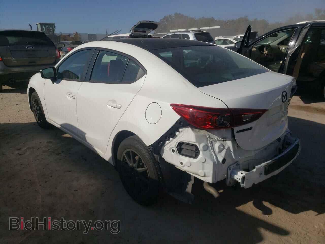2018 MAZDA 3 - VIN: 3MZBN1U70JM205577 - Фото 2