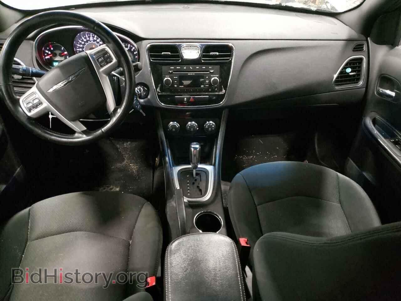 2011 CHRYSLER 200 - VIN: 1C3BC1FB0BN575823 - Фото 8