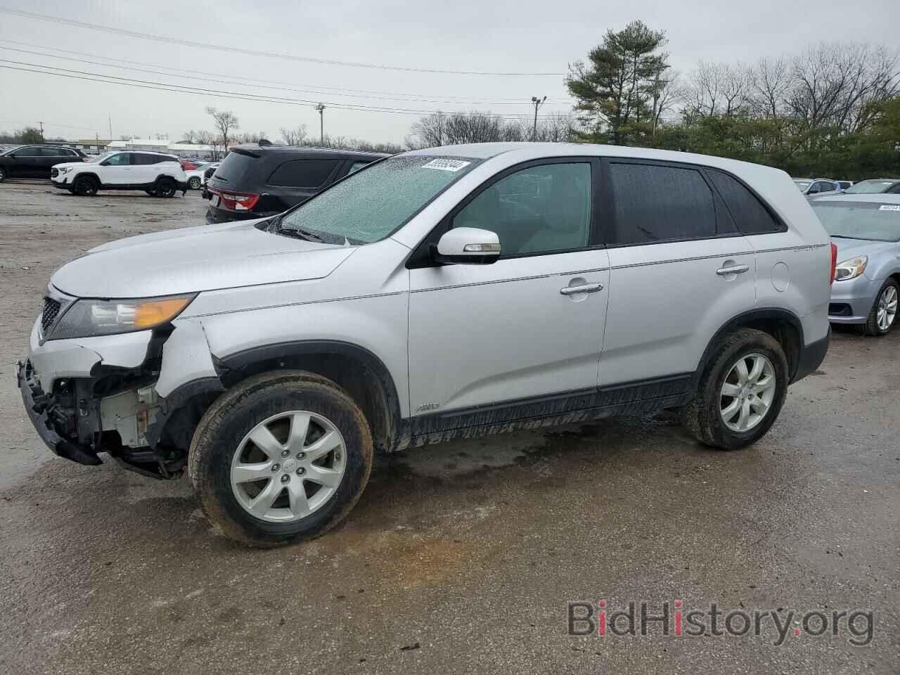 Photo 5XYKTCA1XBG002764 - KIA SORENTO 2011