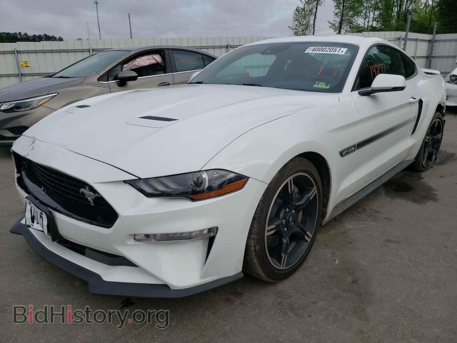 2019 FORD MUSTANG - VIN: 1FA6P8CF8K5105806 - Фото 2