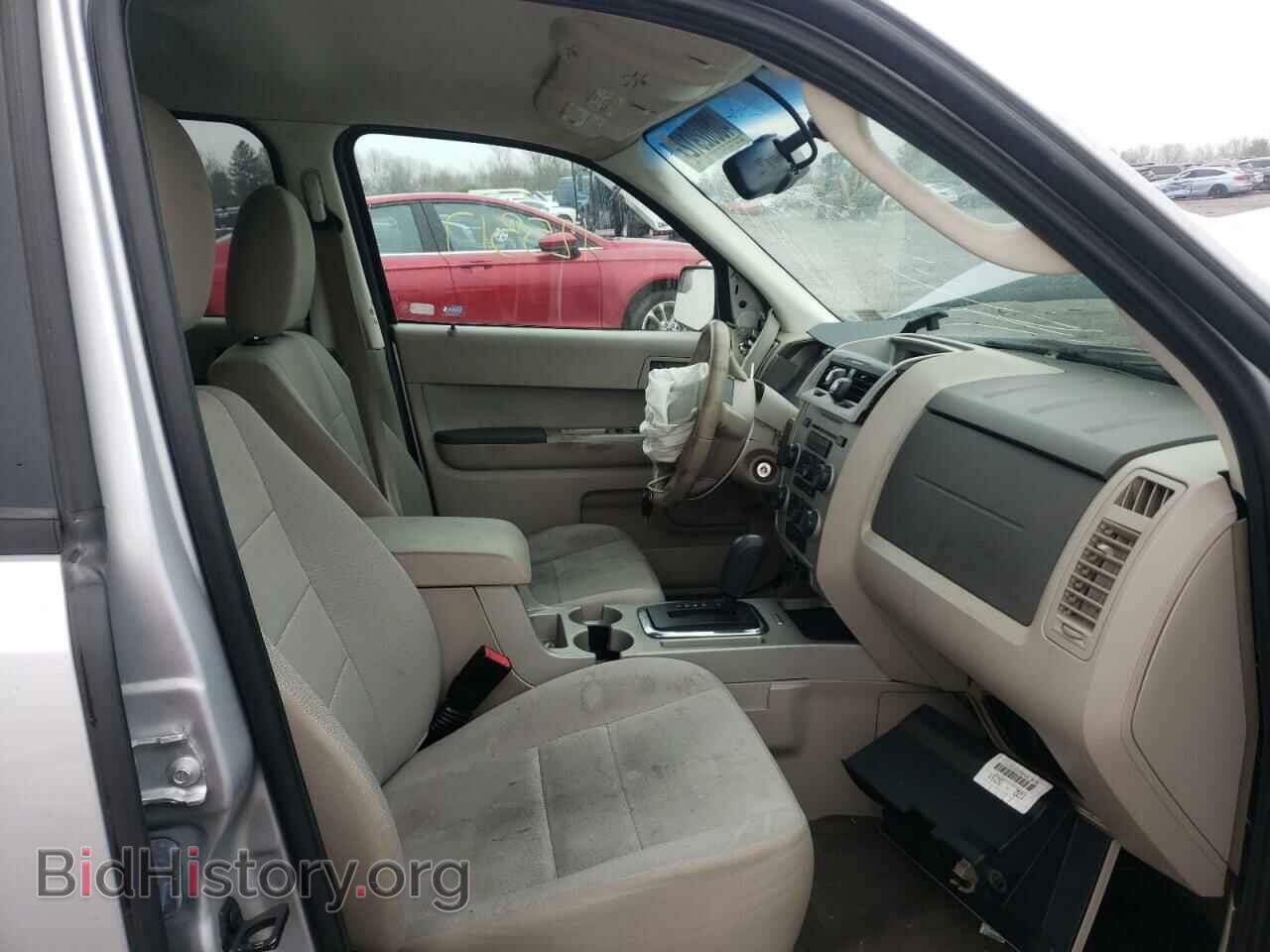 2011 FORD ESCAPE - VIN: 1FMCU9DGXBKC38941 - Фото 5