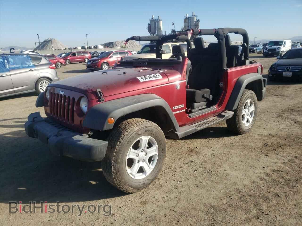 Photo 1J4GA2D15BL548601 - JEEP WRANGLER 2011