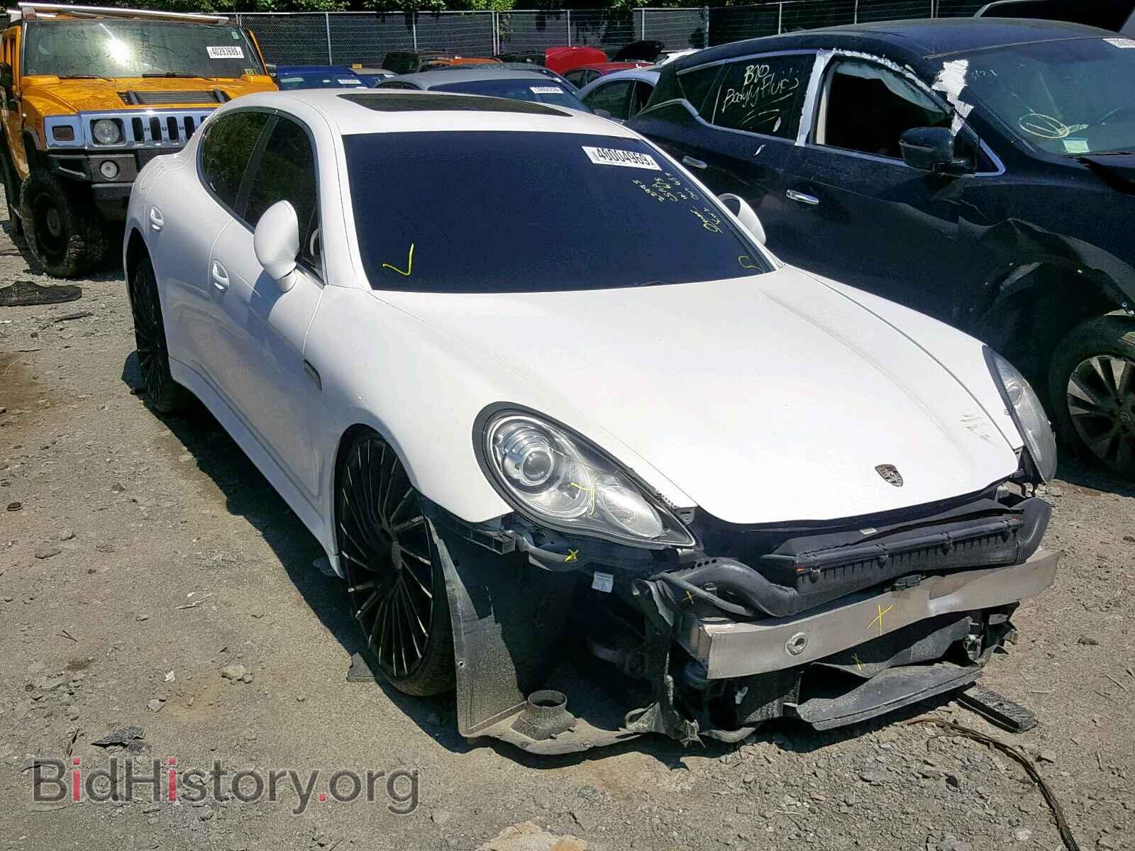 Photo WP0AB2A74BL061147 - PORSCHE PANAMERA 2011