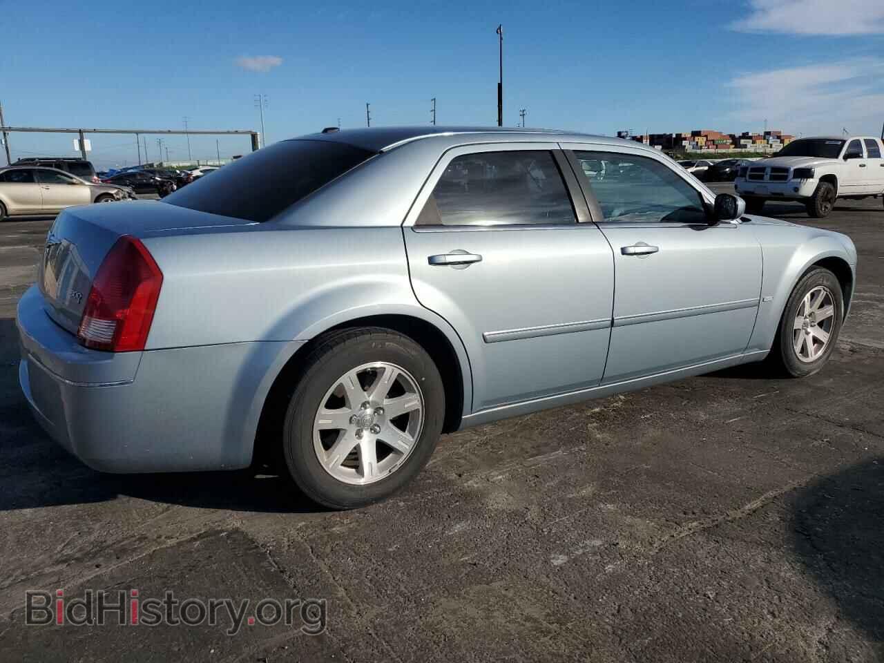 2006 CHRYSLER 300 - VIN: 2C3KA53G66H321450 - Фото 3