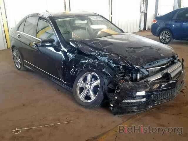 Photo WDDGF5EB1BR139742 - MERCEDES-BENZ C CLASS 2011