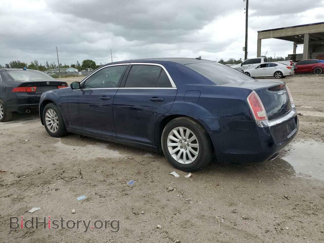 2014 CHRYSLER 300 - VIN: 2C3CCAAG9EH276514 - Фото 2