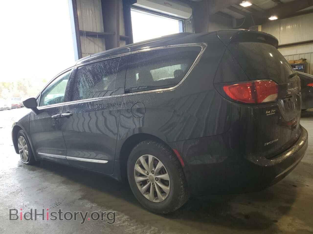 2017 CHRYSLER PACIFICA - VIN: 2C4RC1BG3HR540720 - Фото 2