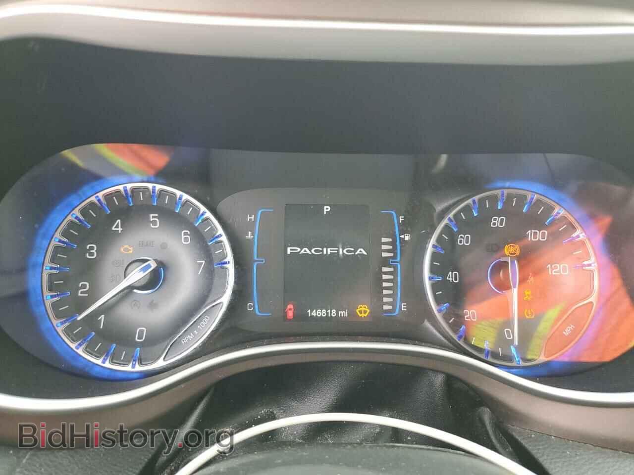 2017 CHRYSLER PACIFICA - VIN: 2C4RC1BG3HR540720 - Фото 9