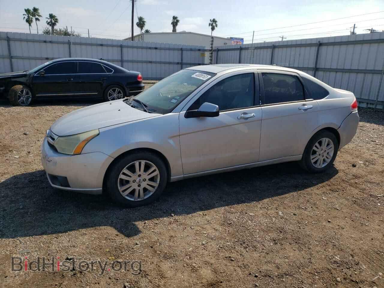 Photo 1FAHP3HN0BW146159 - FORD FOCUS 2011