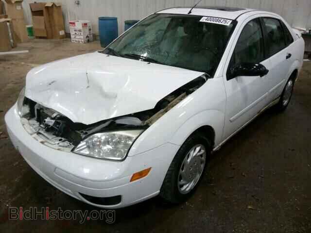 2005 FORD FOCUS - VIN: 1FAFP34N45W211936 - Фото 2