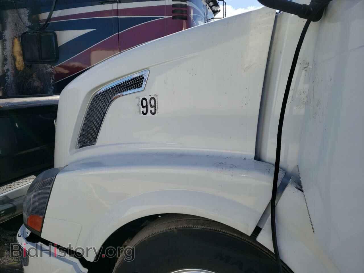 2018 VOLVO VN - VIN: 4V4NC9TH5JN892208 - Фото 7
