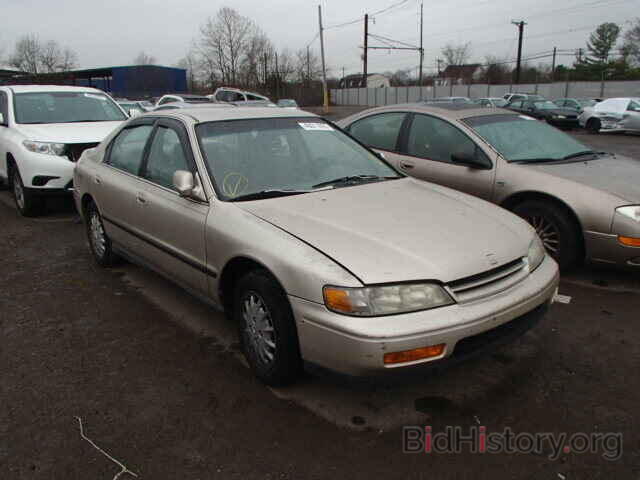 Photo 1HGCD5634SA156413 - HONDA ACCORD 1995